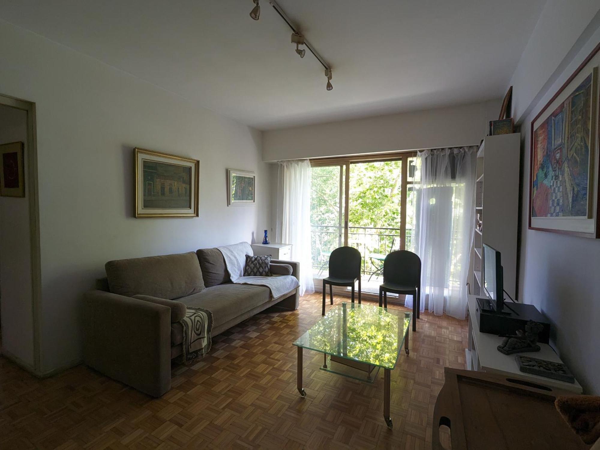 Location In - 2 Bdrm Appt Apartment *