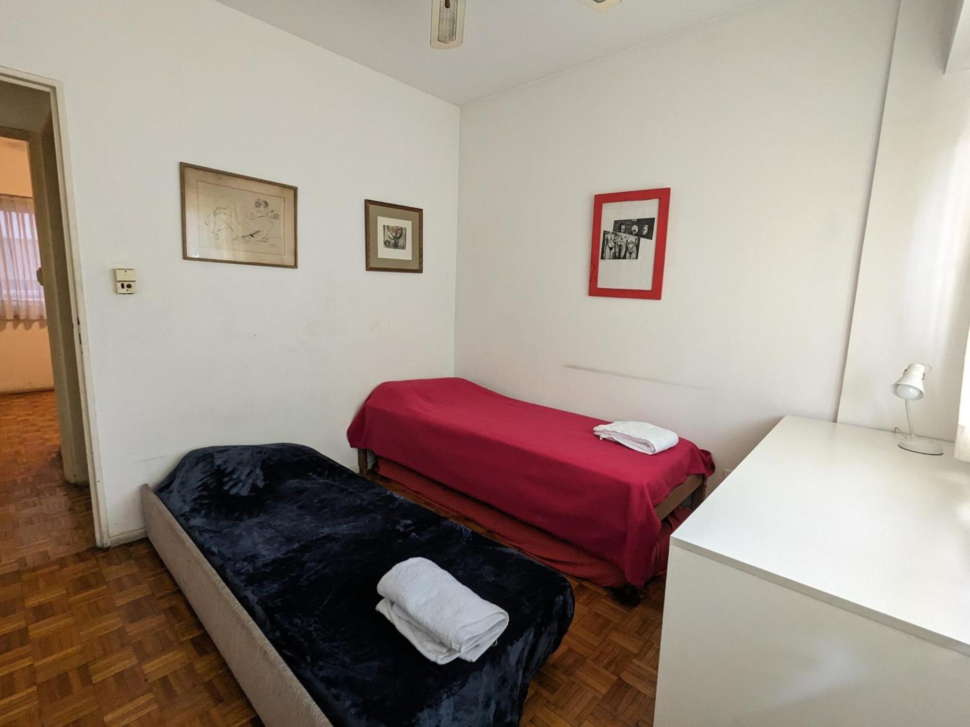 Location In - 2 Bdrm Appt *